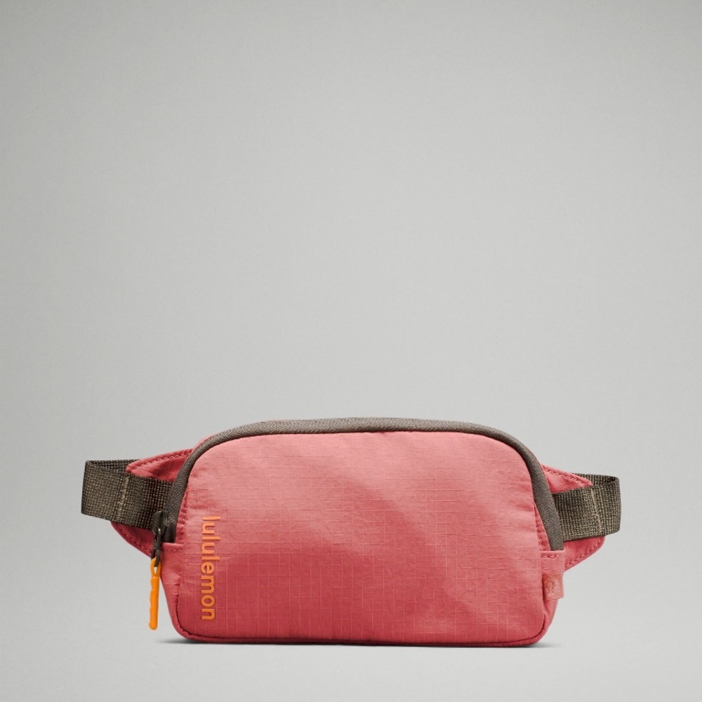 lululemon mini belt bag